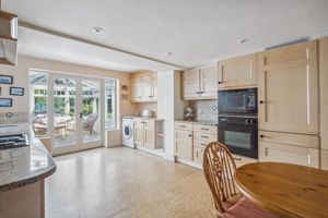 Photo 16- click for photo gallery